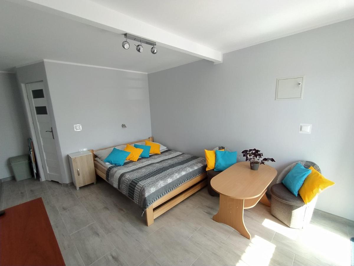 Moris 2 Pokoje Goscinne Leba Exteriér fotografie