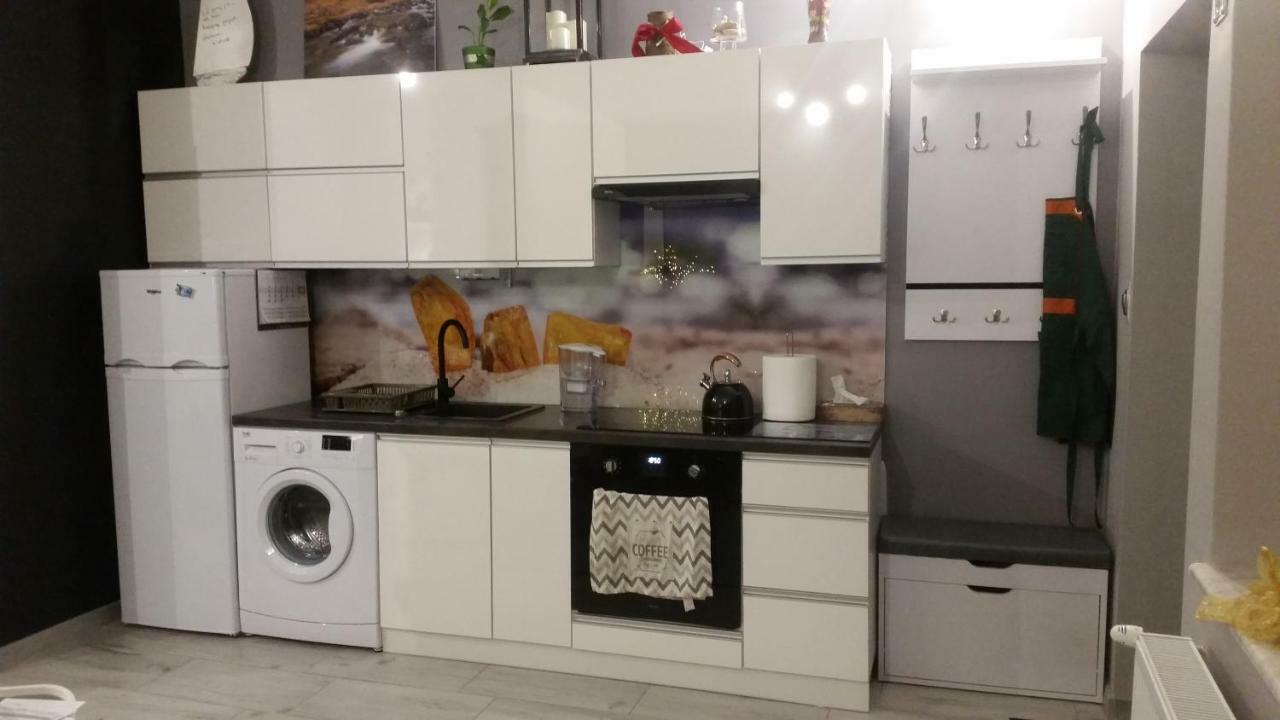 Moris 2 Pokoje Goscinne Leba Exteriér fotografie